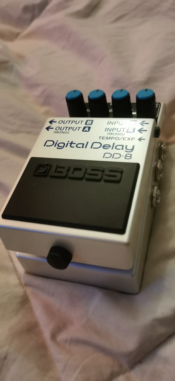 Pedal BOSS DD-8 Digital Delay